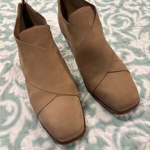 Eileen Fisher Light Brown Ankle Boots